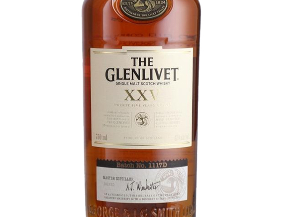 Whisky The Glenlivet 25 ans sous coffret bois